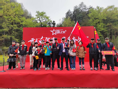 重走红军路   携手奔共富